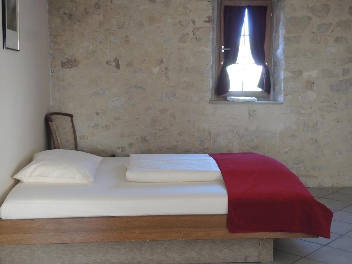 Hotel Burg Katzenstein Katzenstein  Zewnętrze zdjęcie