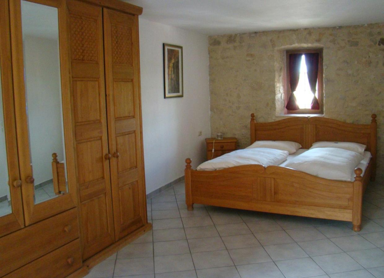 Hotel Burg Katzenstein Katzenstein  Zewnętrze zdjęcie